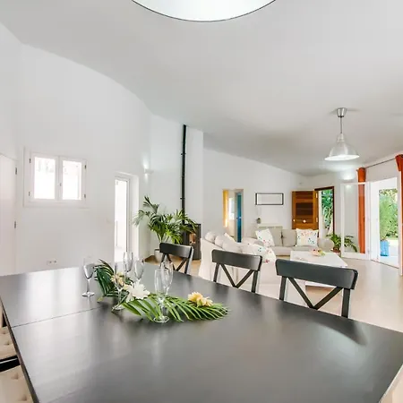 Ideal Mallorca - Casa Encinar 度假居 *